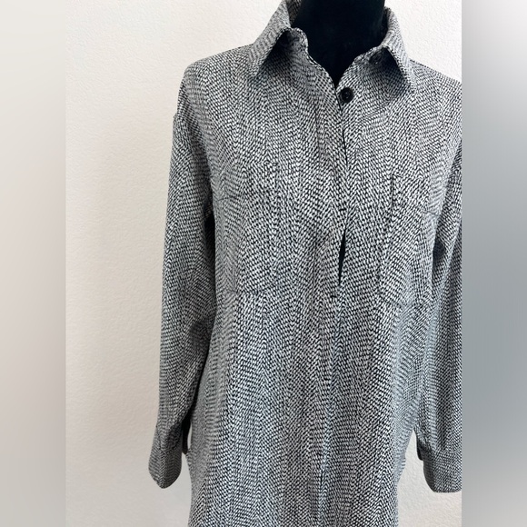 Athleta Braiden Shirt Jacket with Chest Pockets Long Sleeve Size Small - Picture 2 of 9